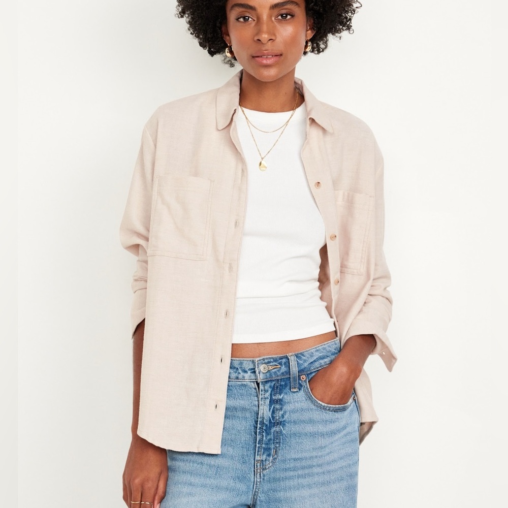 NWT Old Navy Button Down Boyfriend Shirt Long Sleeve